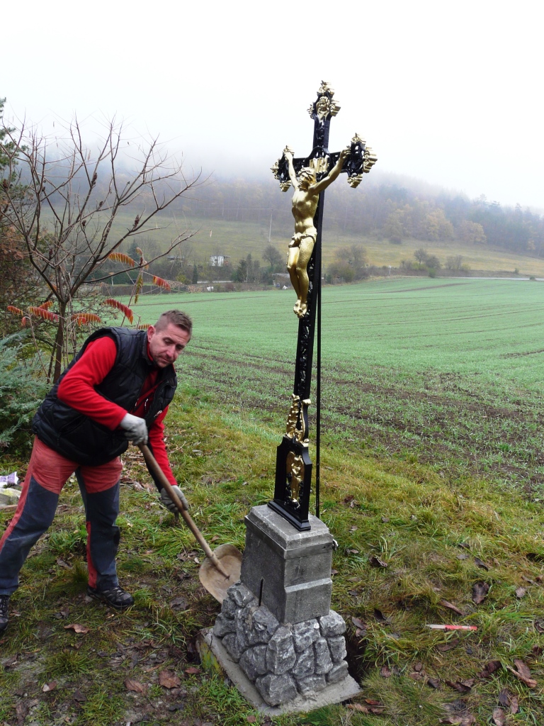 Nejtkův kříž Bítov (59)