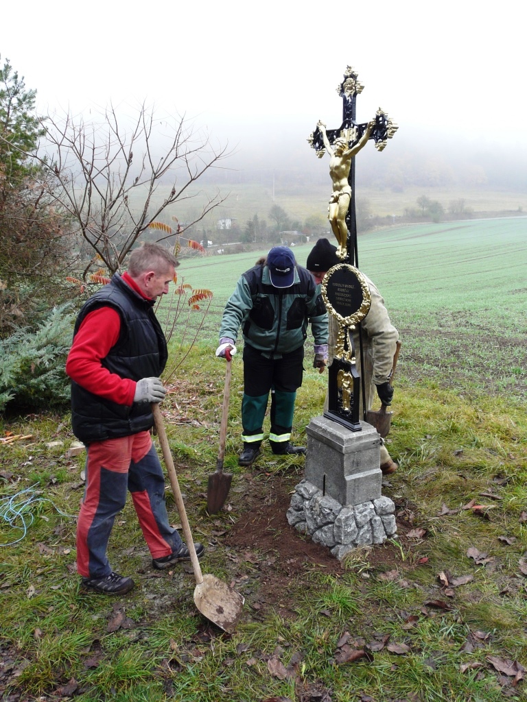 Nejtkův kříž Bítov (60)