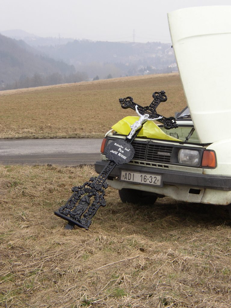 C před osazením